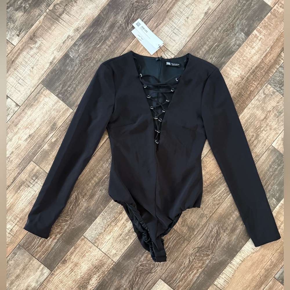 NWT BLACK ZARA FRONT LACE UP BODYSUIT SIZE SMALL